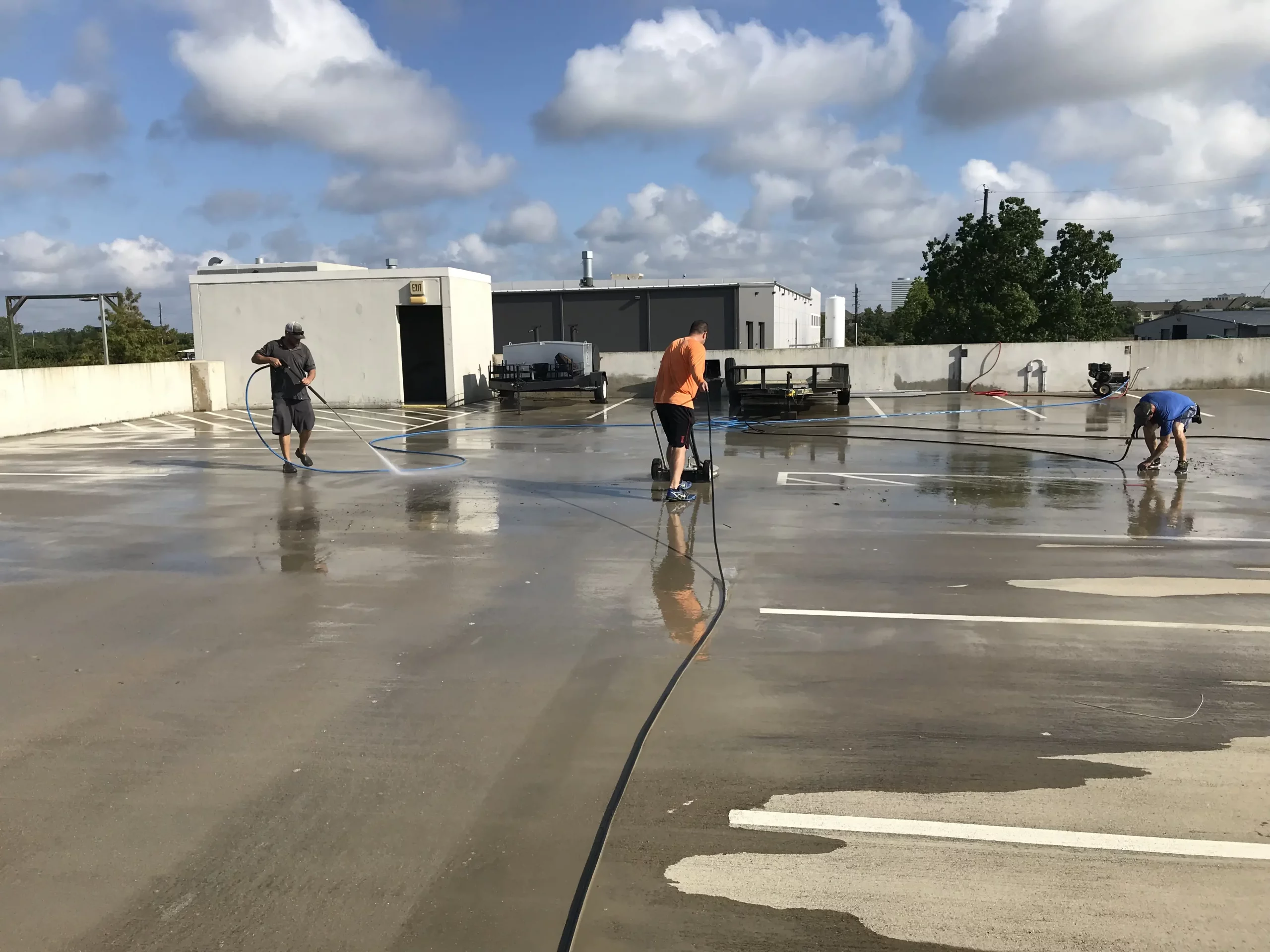 parking-garage-roof-cleaning